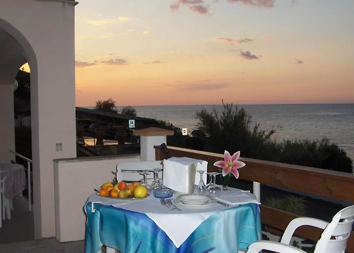 Ξενοδοχείο Ombrosa 3*