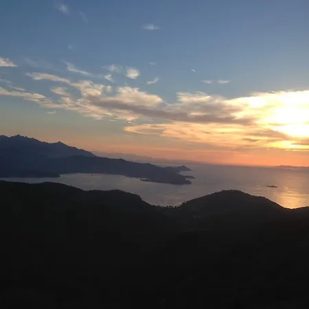 酒店 欧姆布洛萨别墅酒店 费拉约港