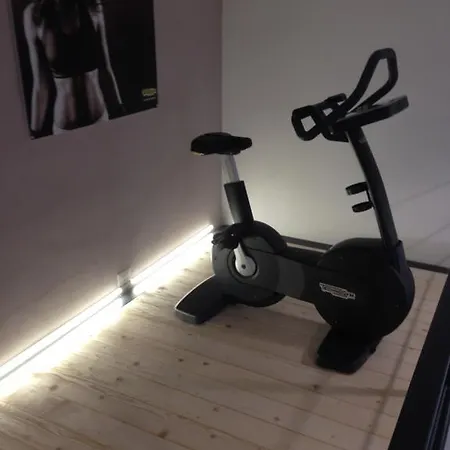 欧姆布洛萨别墅酒店 酒店 3*