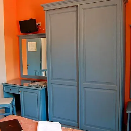 Hotel Ombrosa