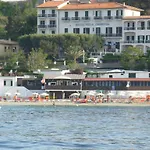 Hotel Ombrosa