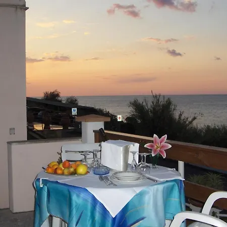 Hotel Ombrosa 3*