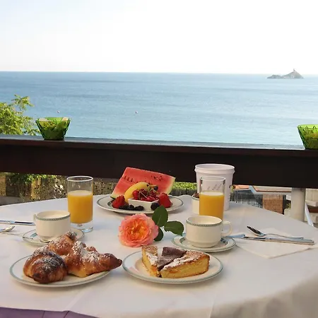 Ombrosa Hotel